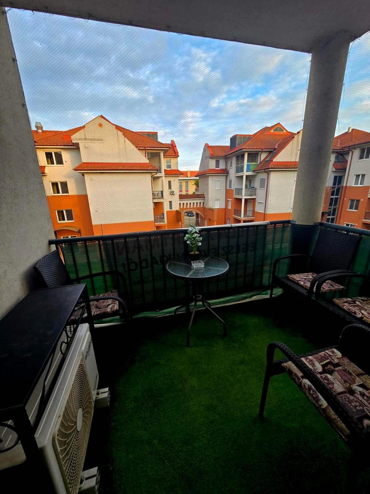 Tilla Apartman Hajdúszoboszló Eksteriør billede